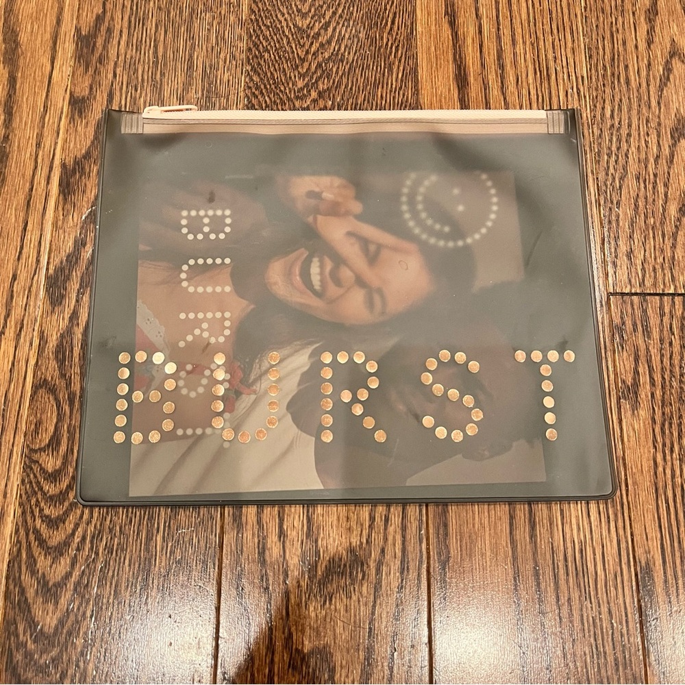 NWOT {Burst} Clear Case